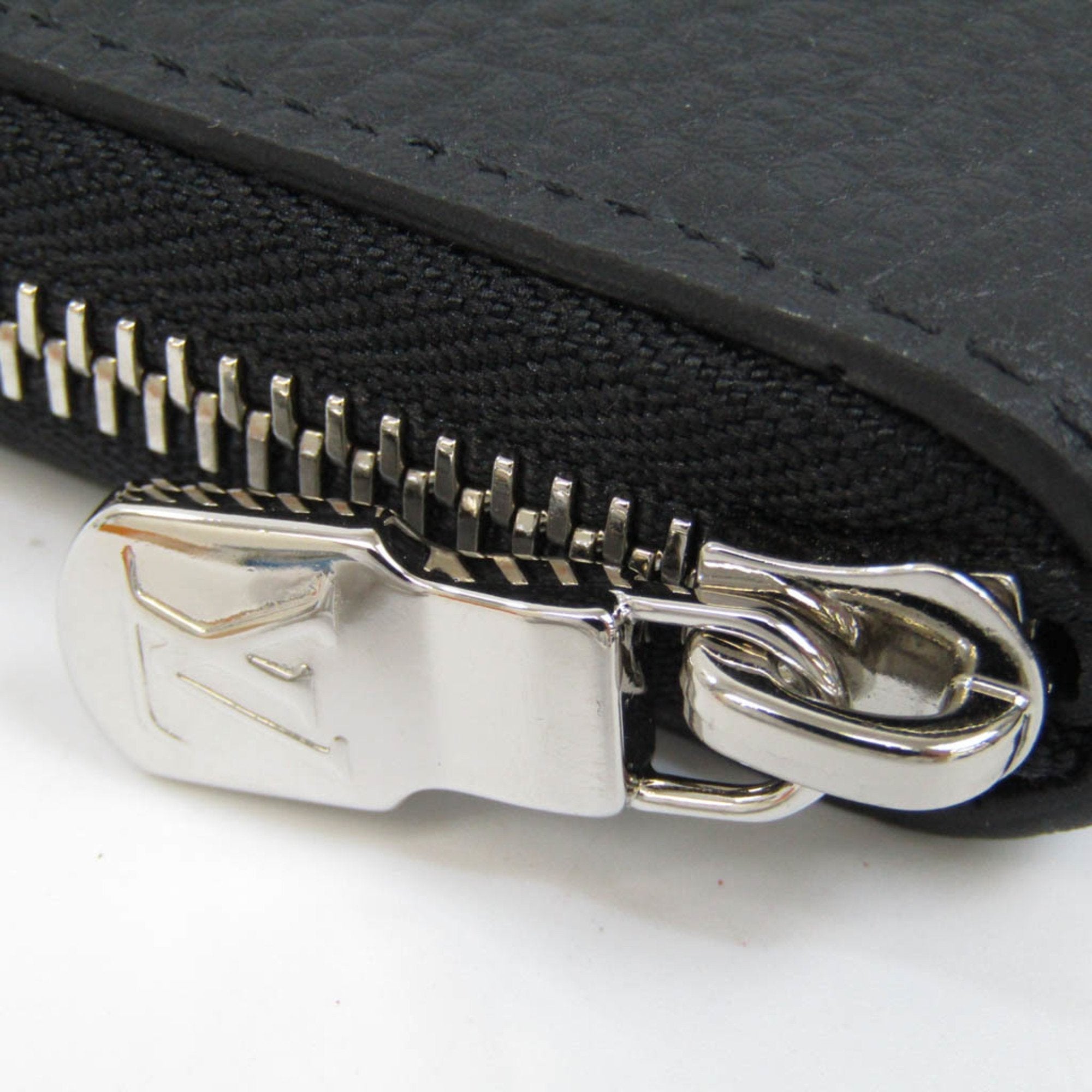 Louis Vuitton Black Leather Zippy Wallet Vertical wallet accessories