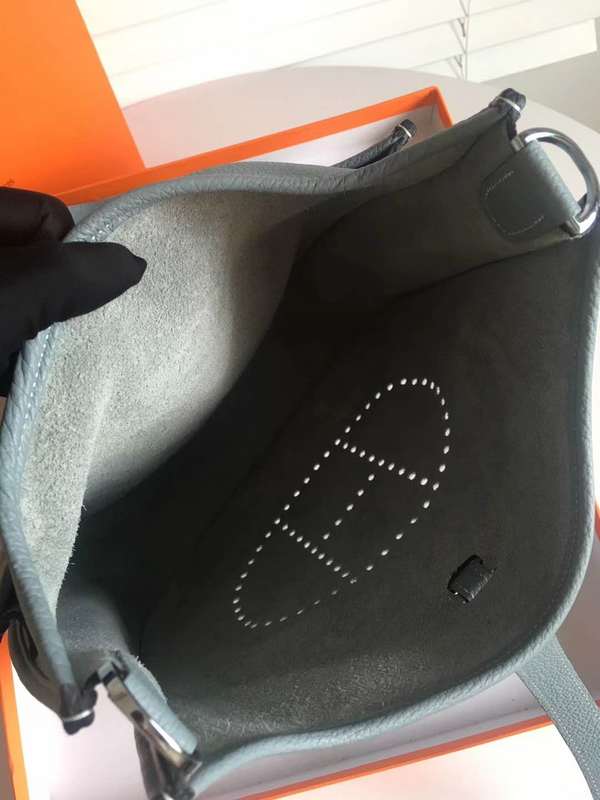 HRS - Bags District - 005