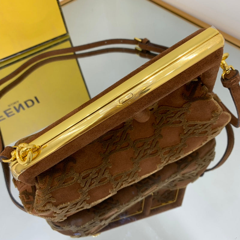 FDI - Bags District - 039