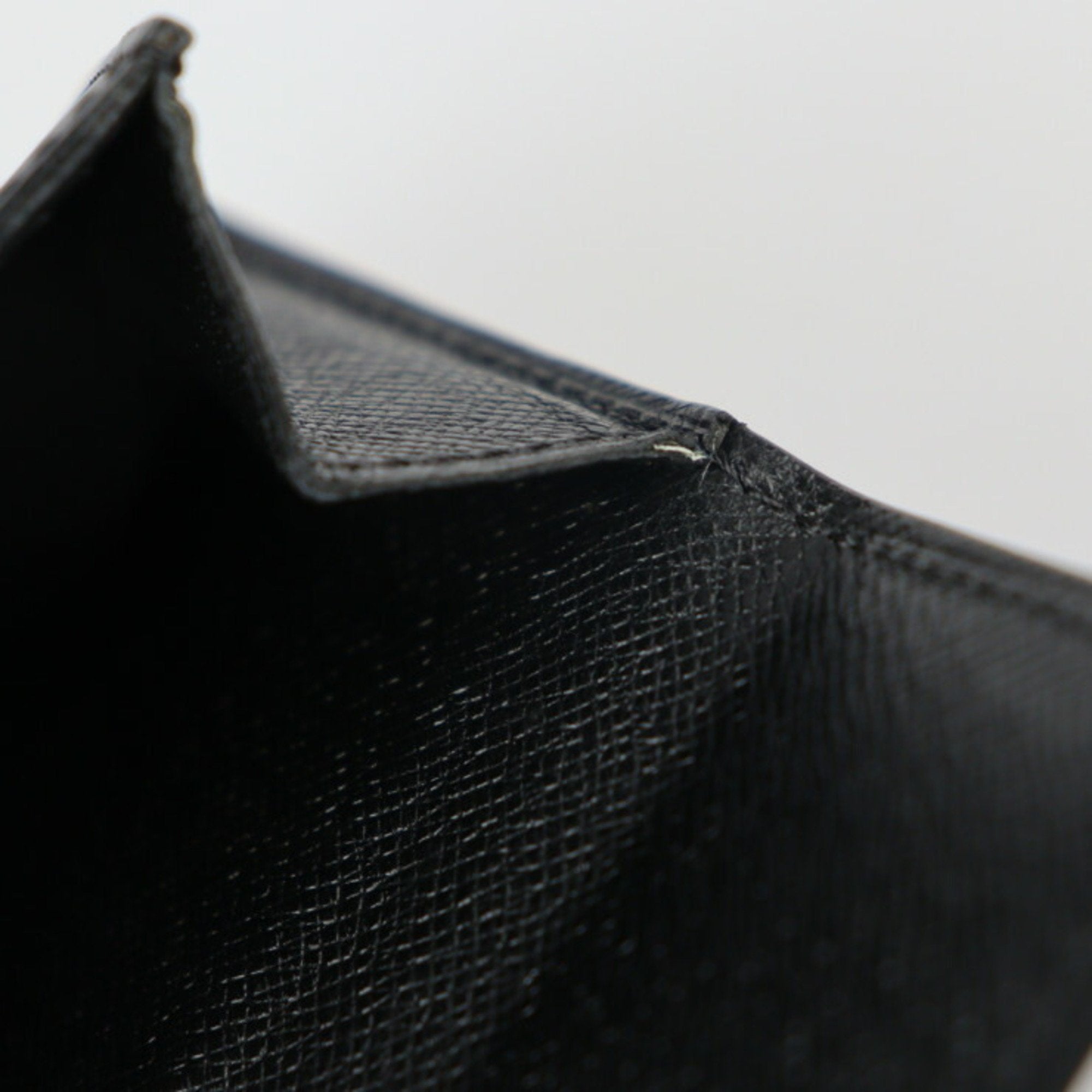 Louis Vuitton Black Leather Ludlow wallet accessories
