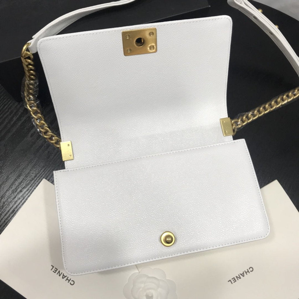 Designer Handbags Chanel 174