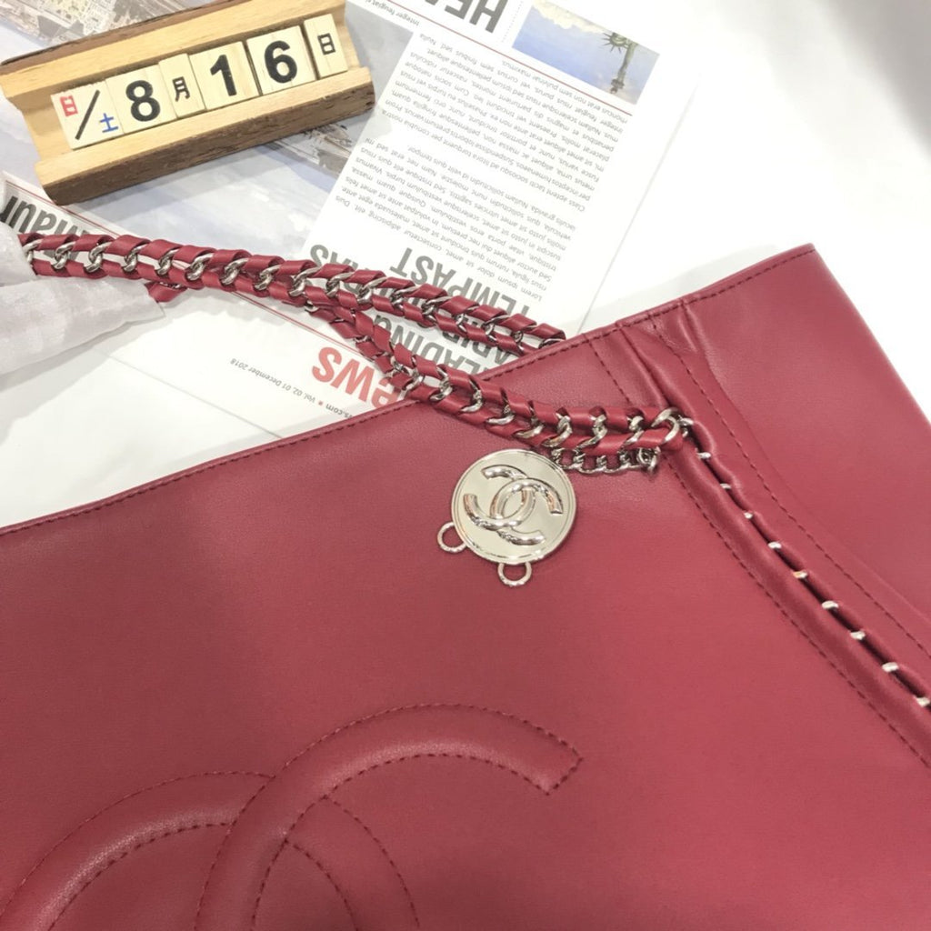 Designer Handbags Chanel 211