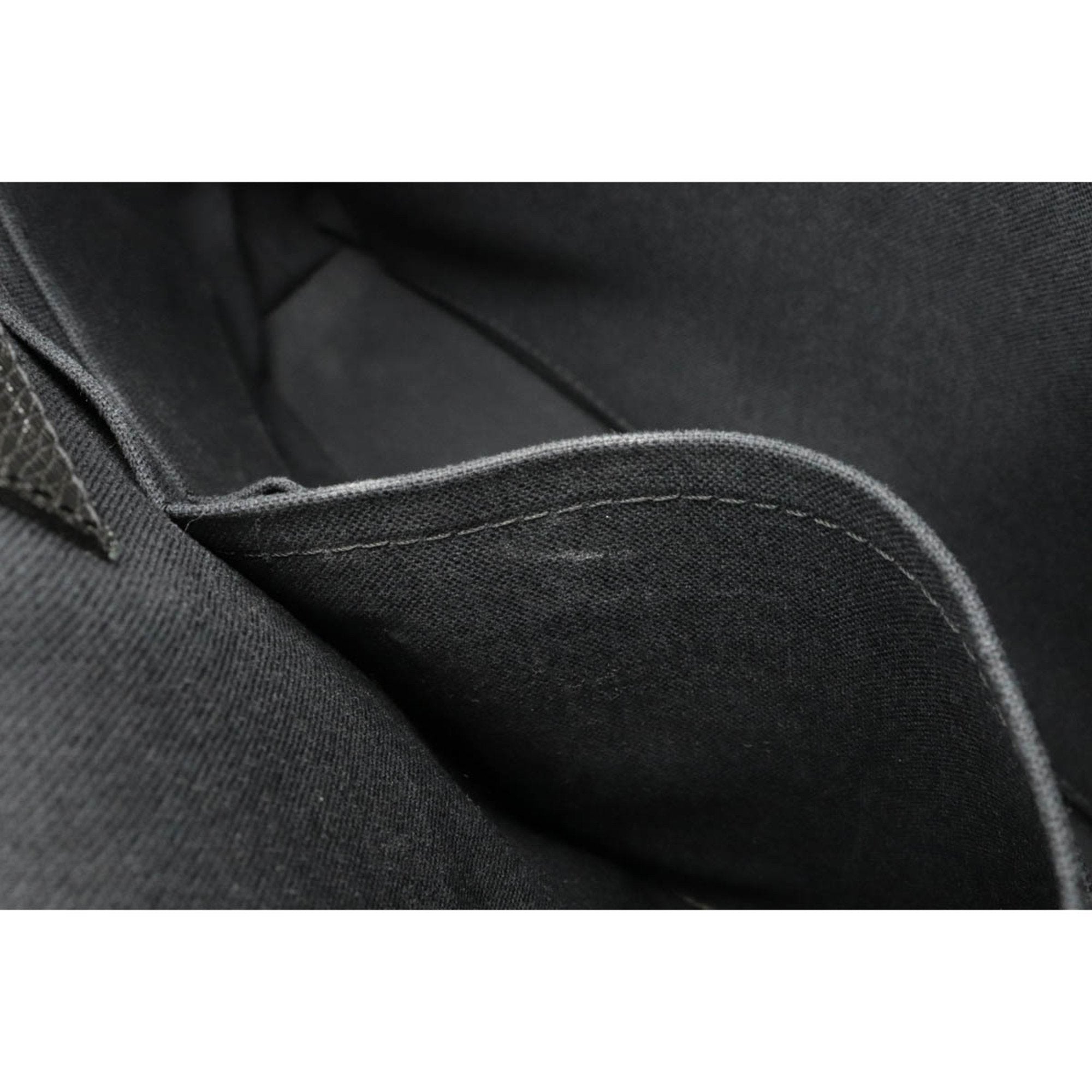 Louis Vuitton Black Leather Grigori shoulder bag