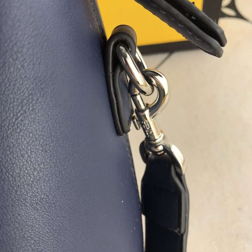 Designer Handbags Fendi 042