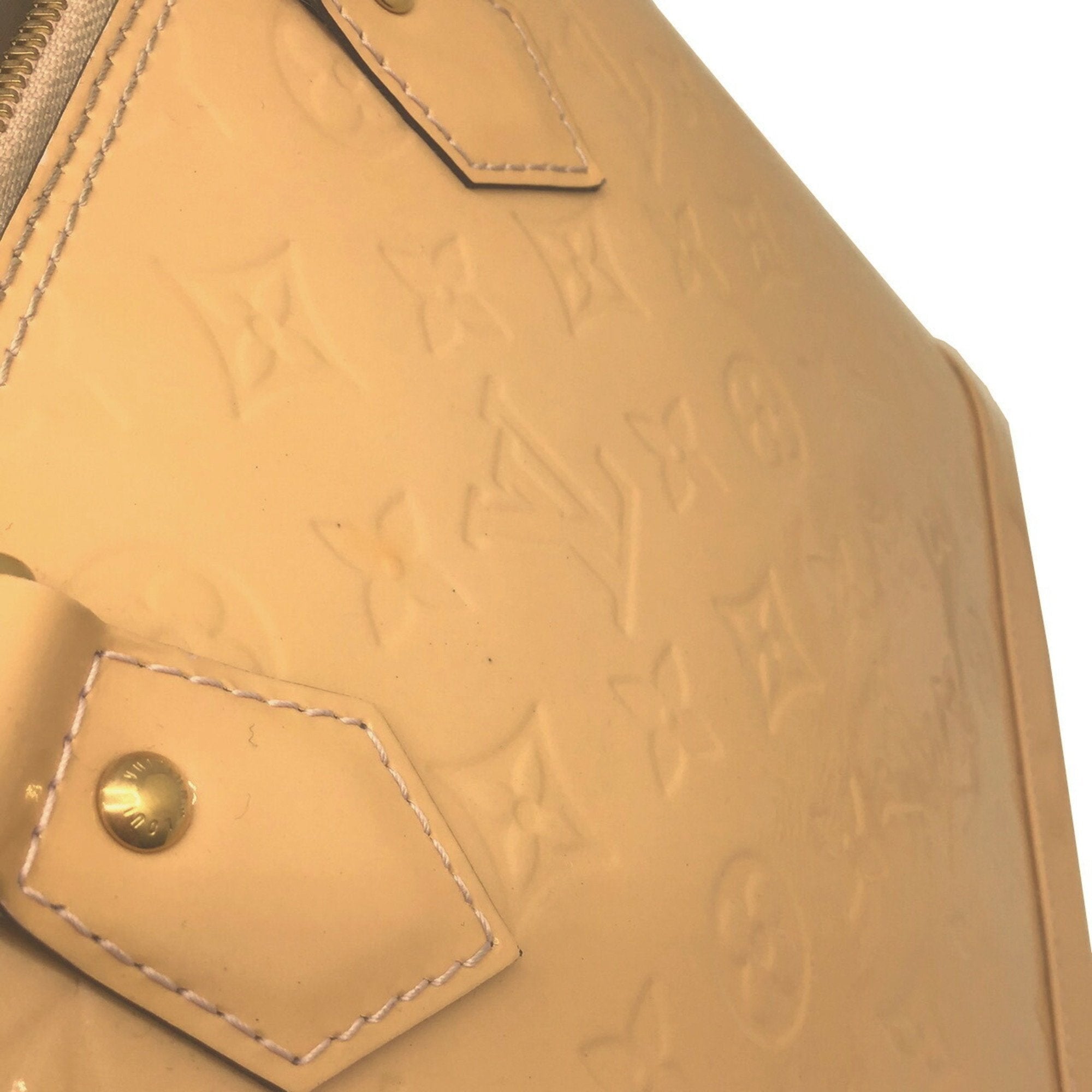 Louis Vuitton Beige Patent leather Alma handbag bag