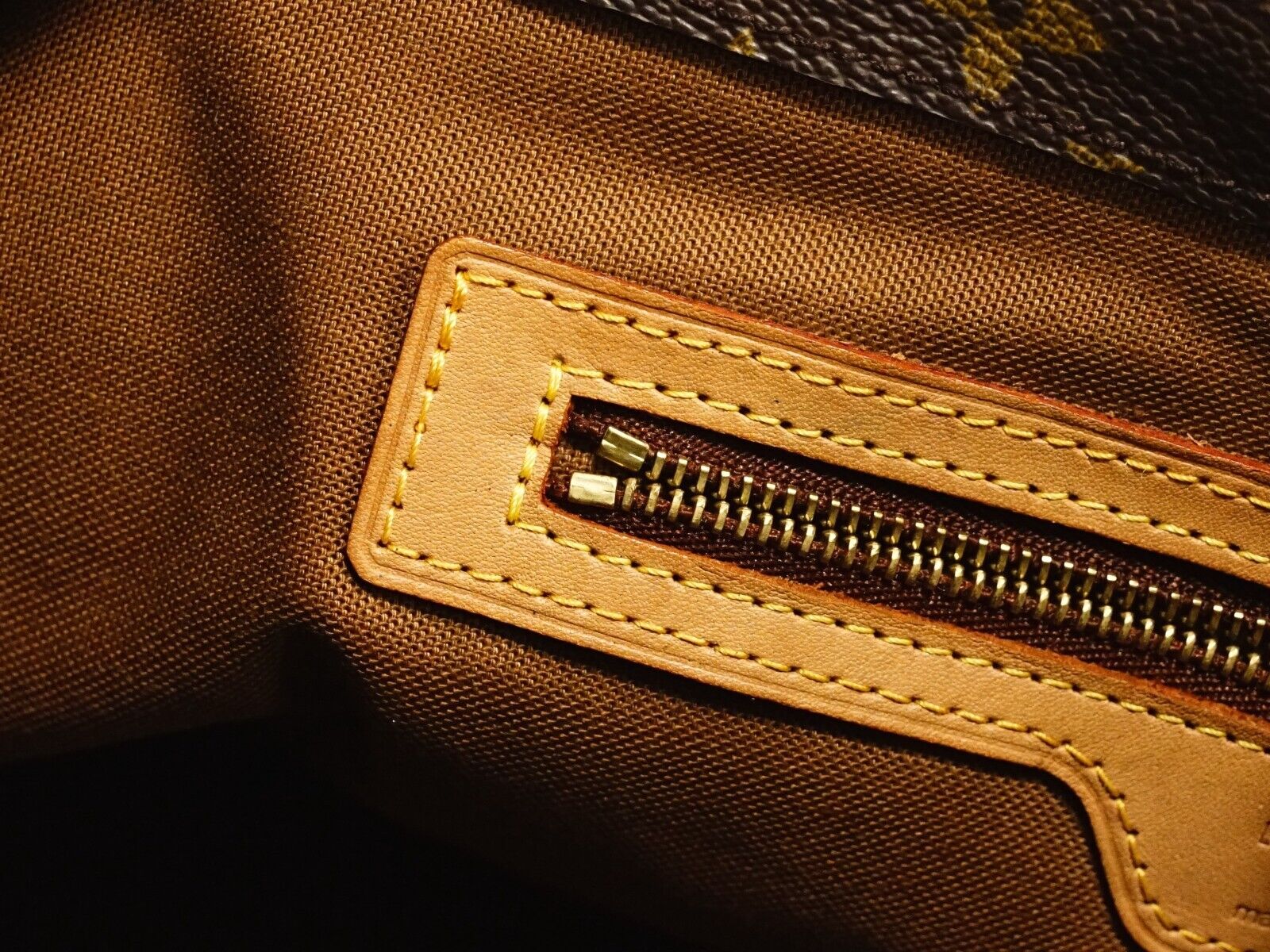 Louis Vuitton Brown Canvas Piano handbag bag