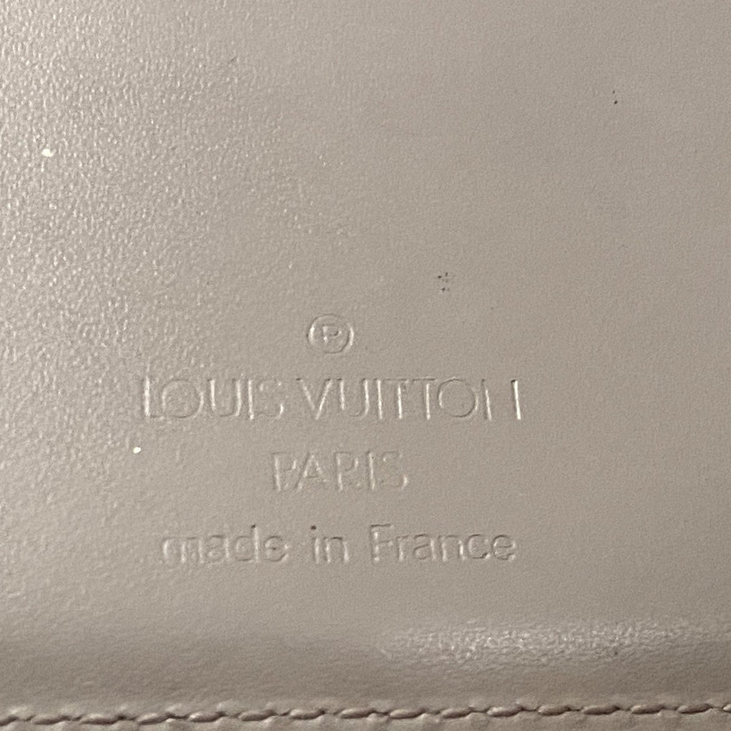 Louis Vuitton taupe Leather Vintage wallet accessories