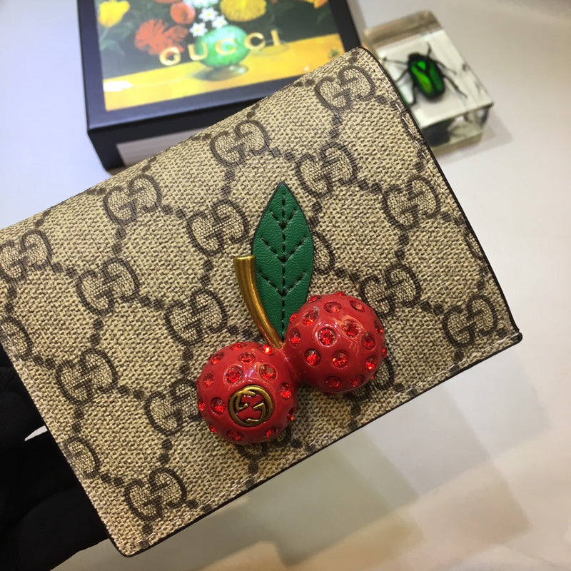 Gucci   Luxury Bags  1366