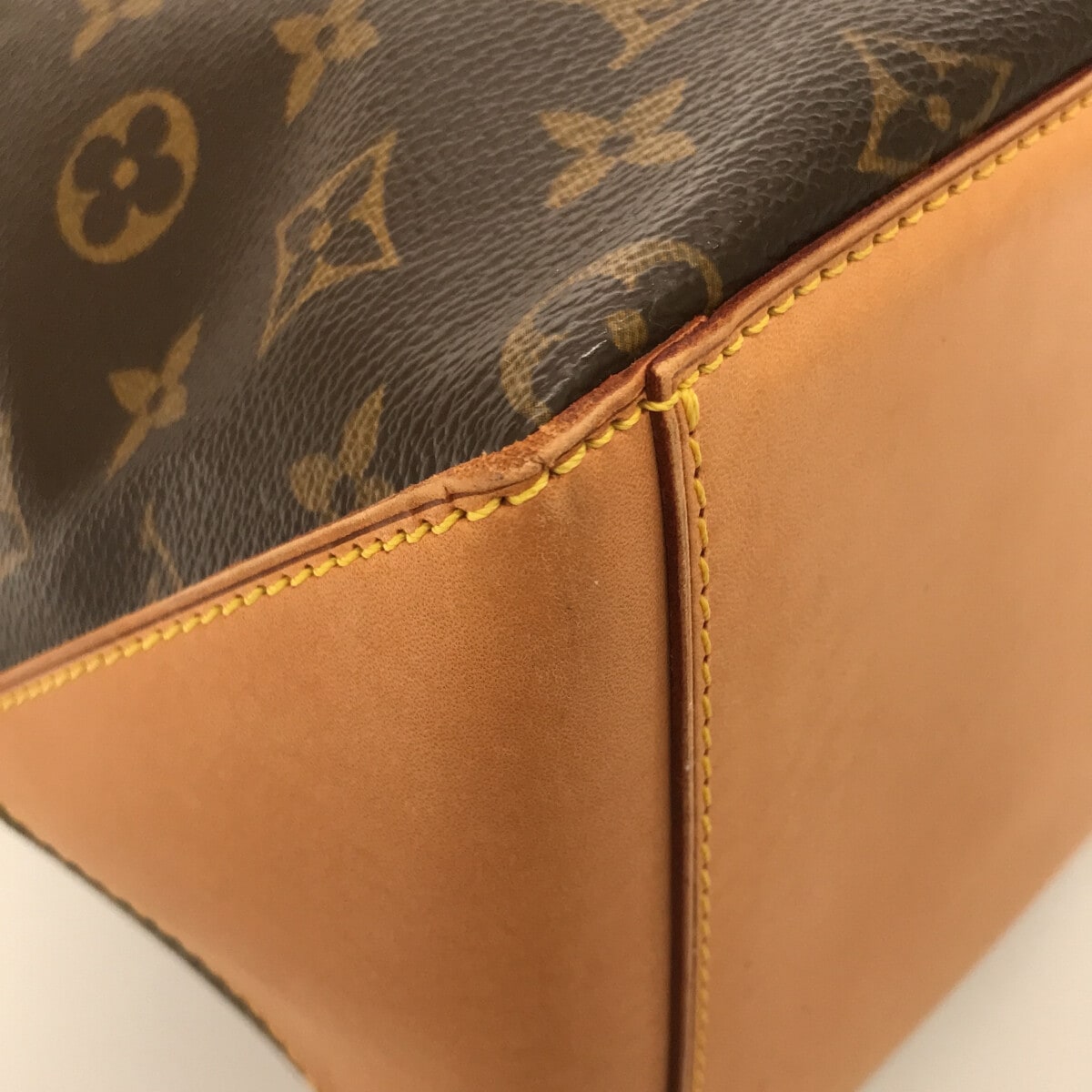 Louis Vuitton Brown Canvas Mezzo shoulder bag