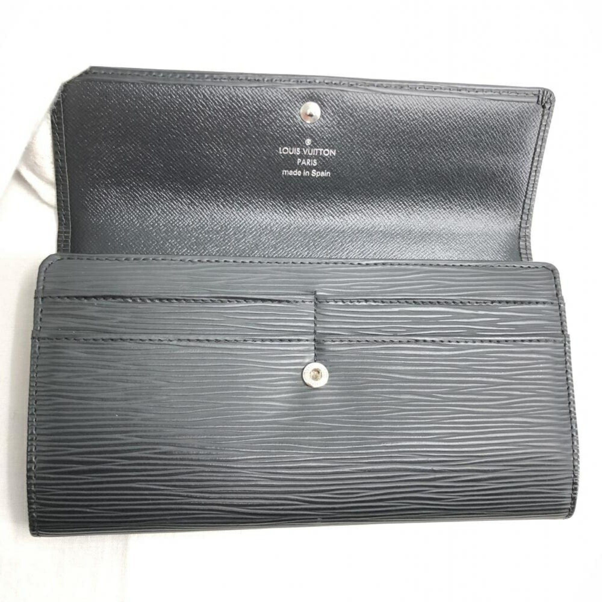 Louis Vuitton Black Leather Sarah wallet accessories