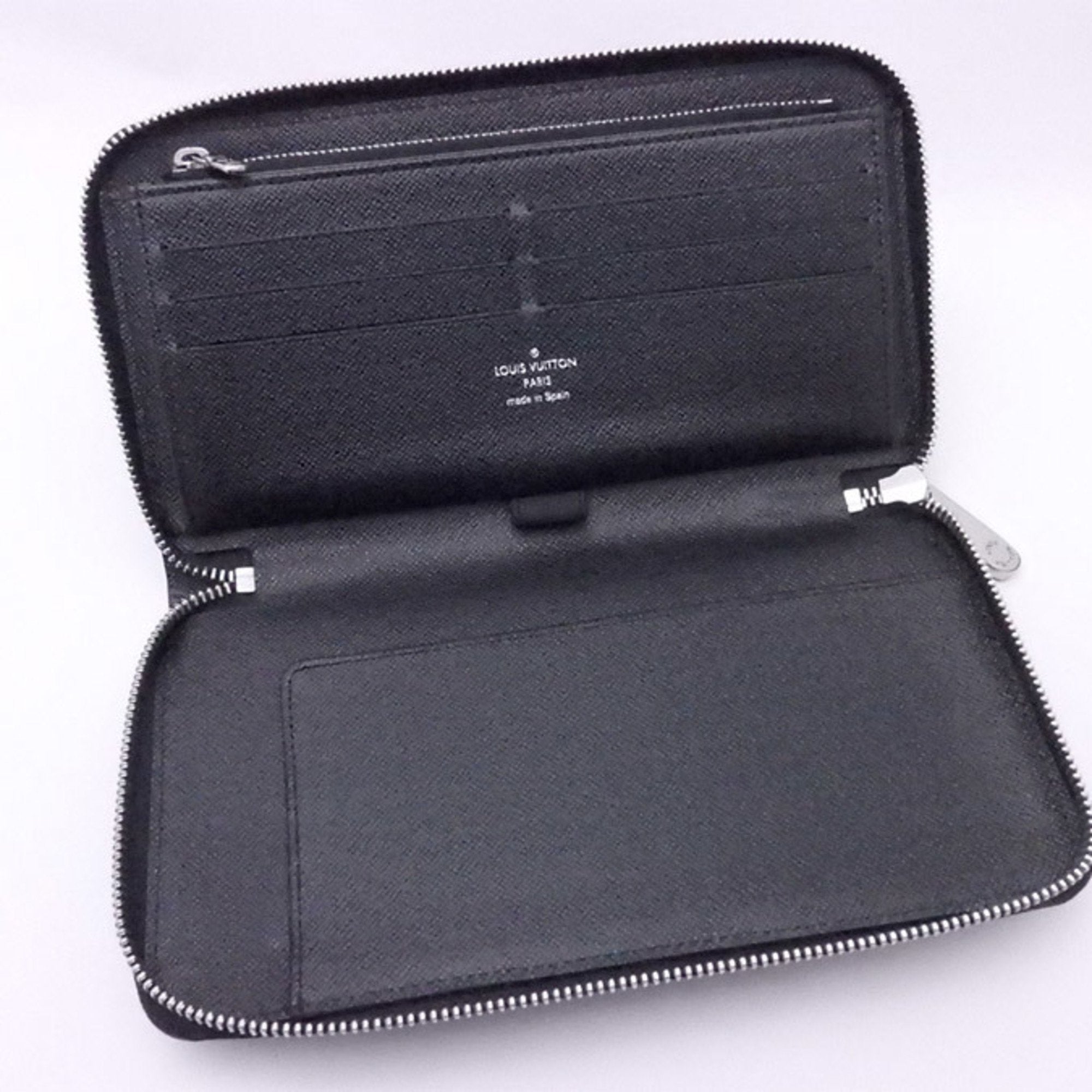Louis Vuitton Black Leather Portefeuille zippy wallet accessories
