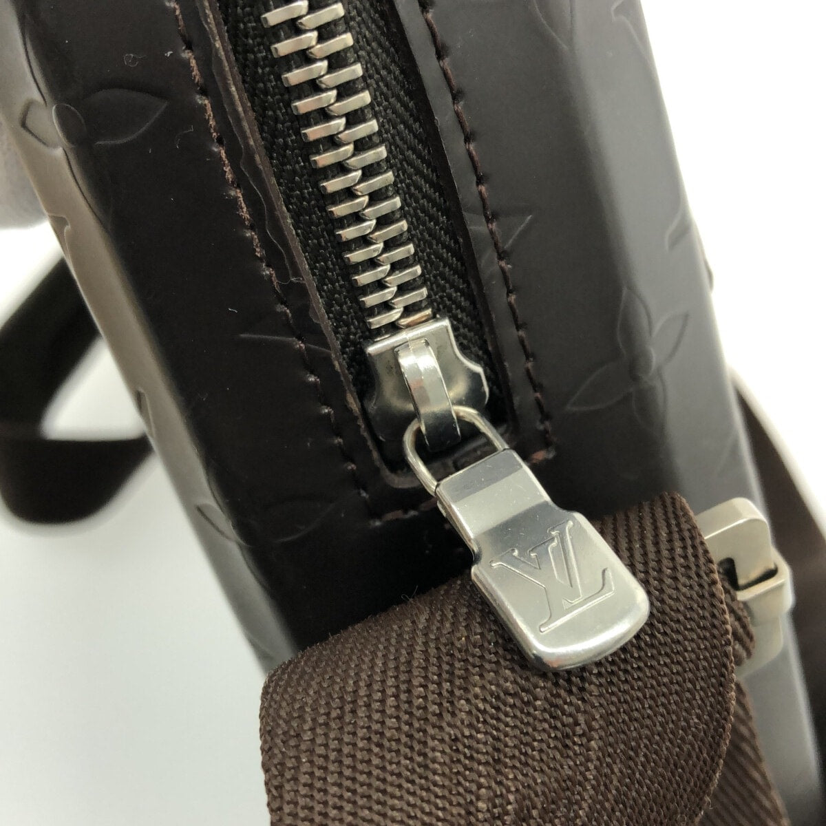 Louis Vuitton Brown Patent leather Bobby shoulder bag