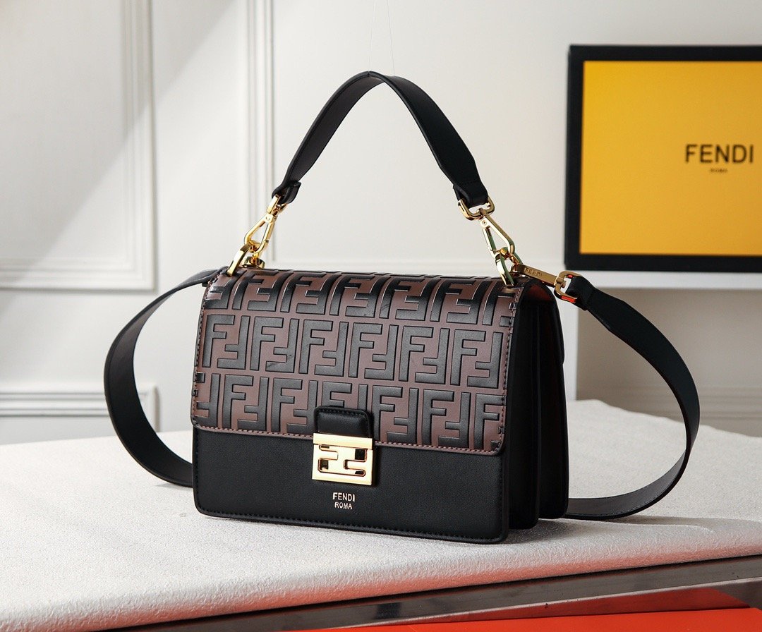 Designer Handbags Fendi 072