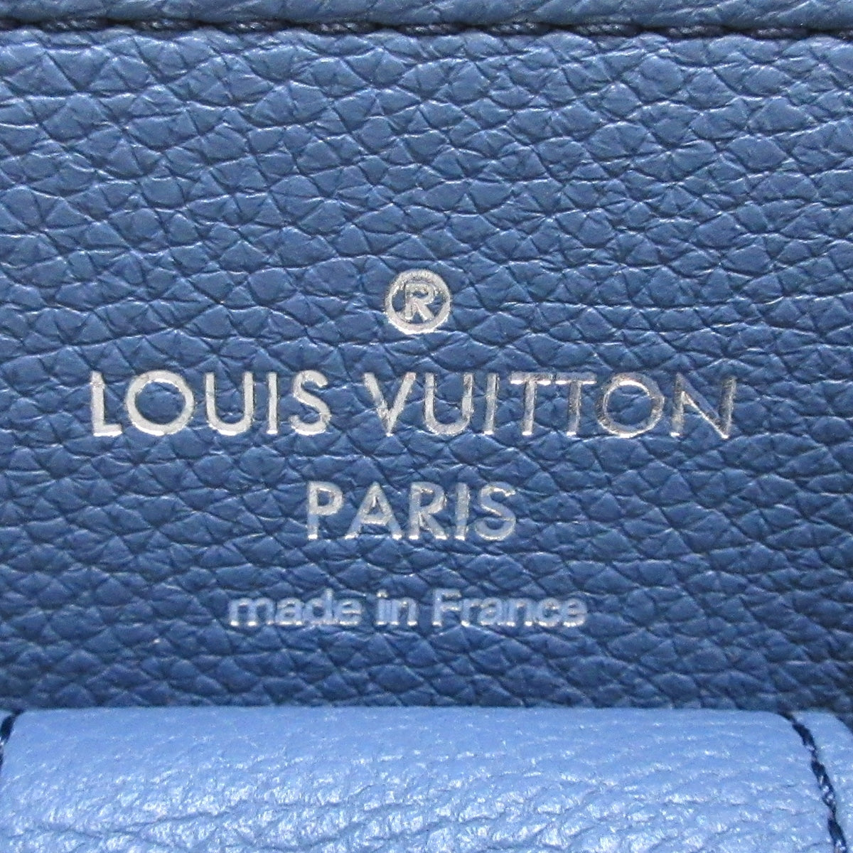 Louis Vuitton Blue Leather Lockme shoulder bag