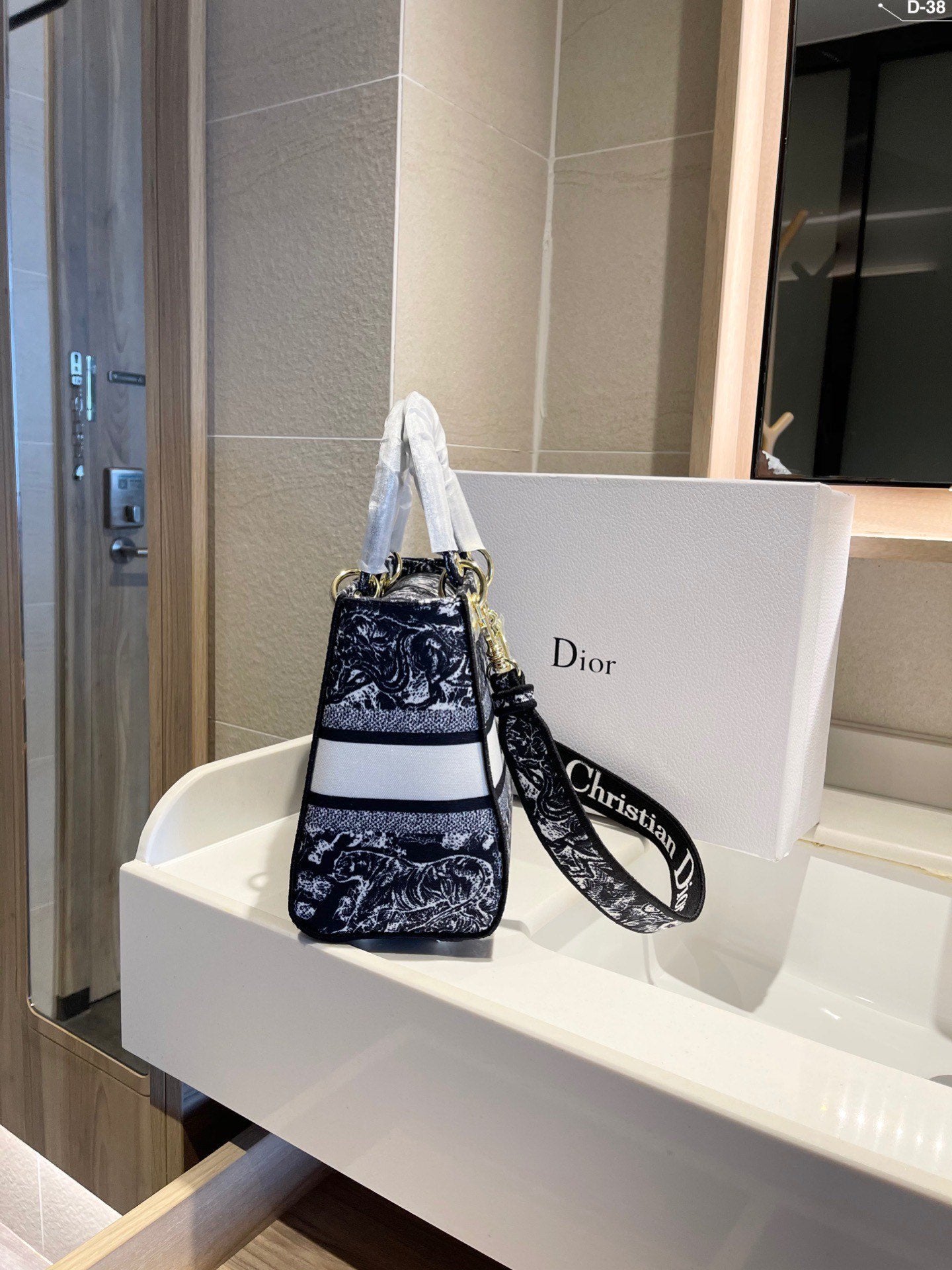 Designer Handbags dior 301