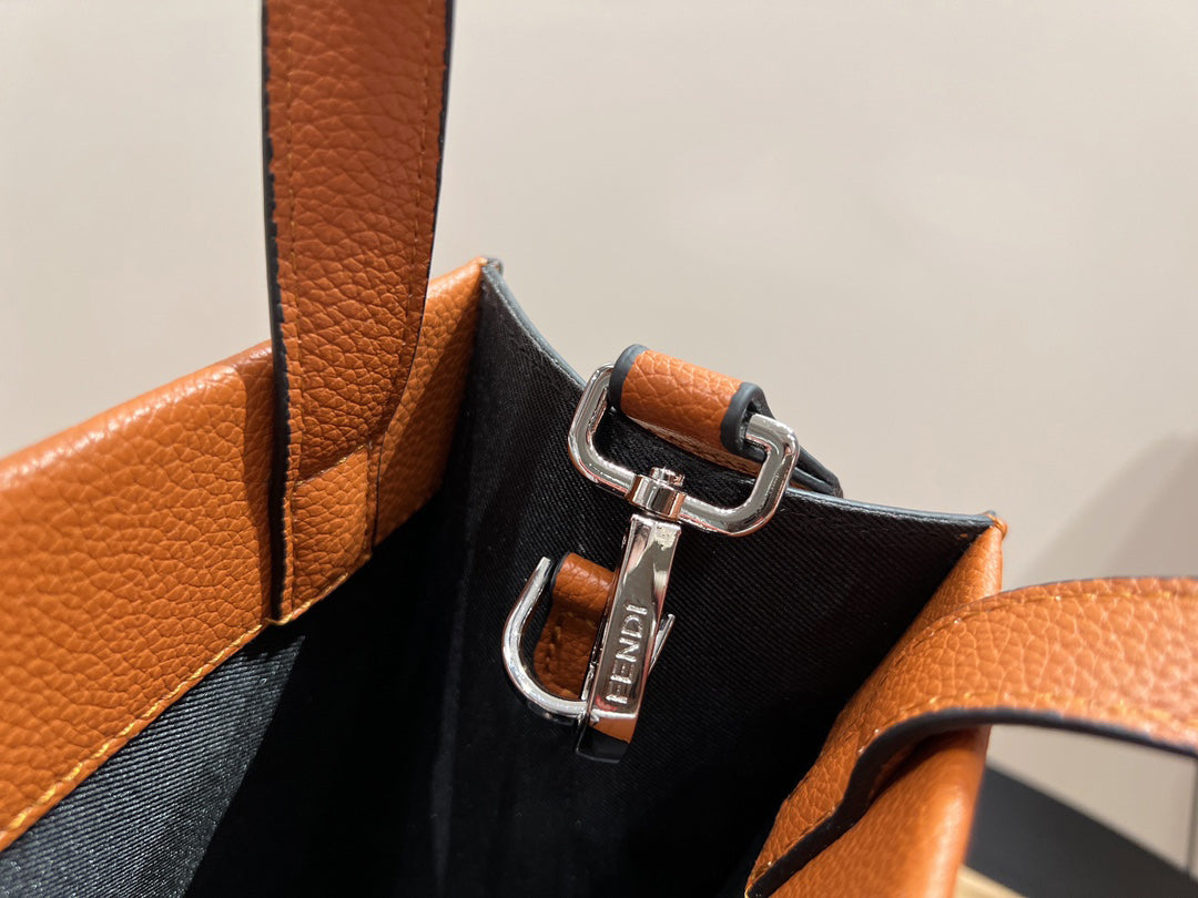 Luxury Bags Fendi 296