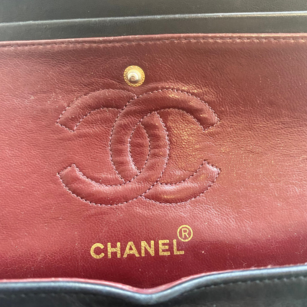 Chanel Black Leather Timeless shoulder bag