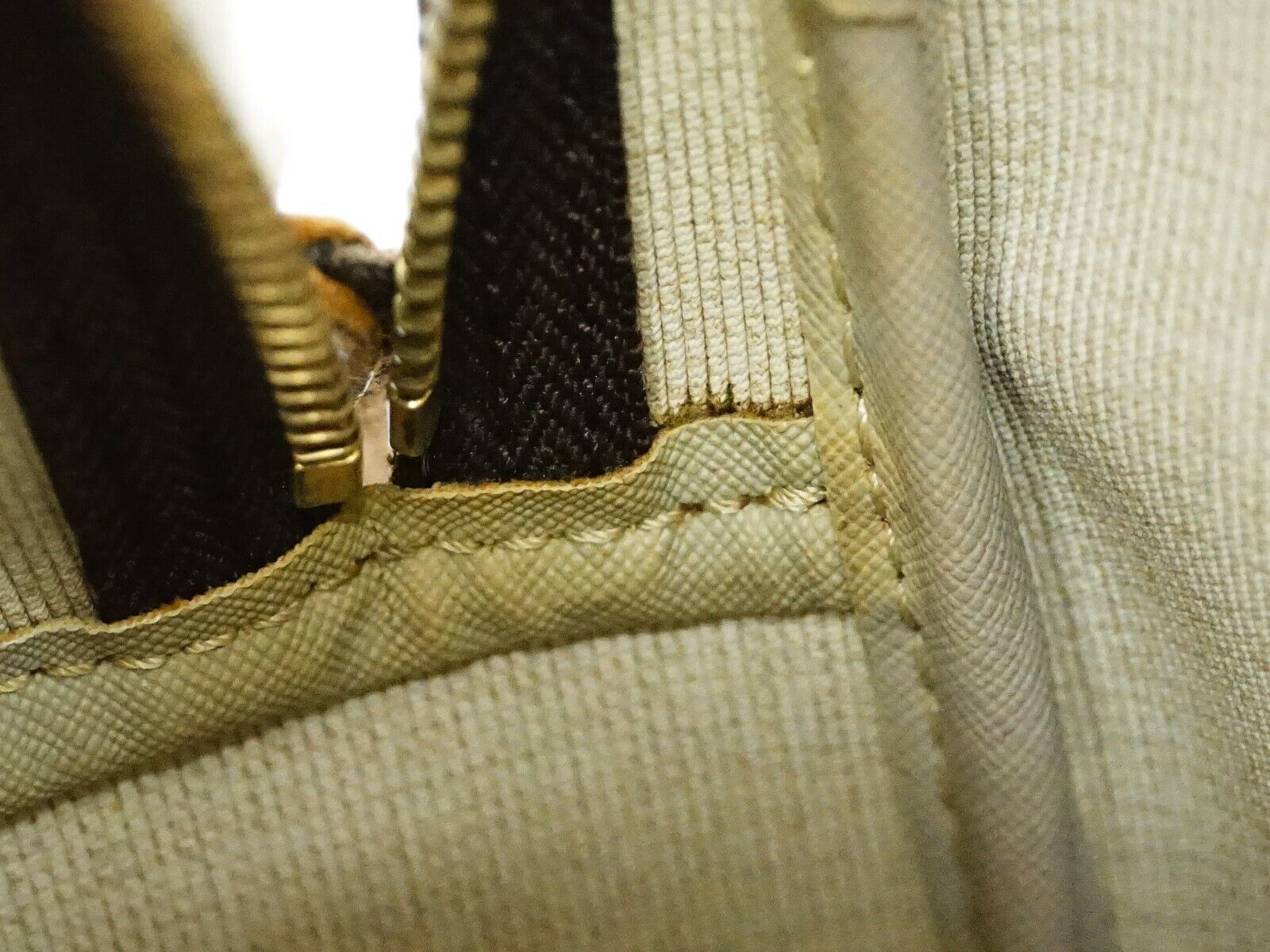 Louis Vuitton Brown Canvas Reporter pm shoulder bag