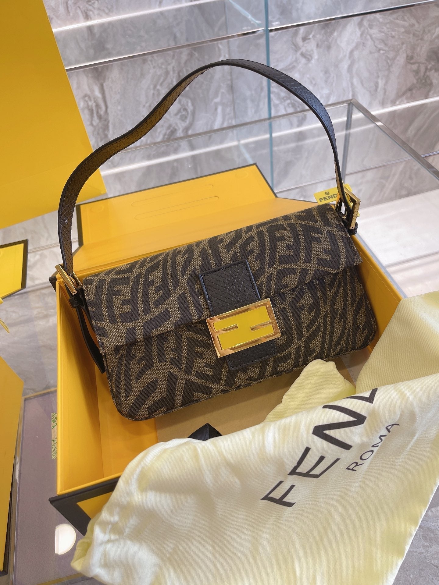 New Arrival Bags Fendi 210