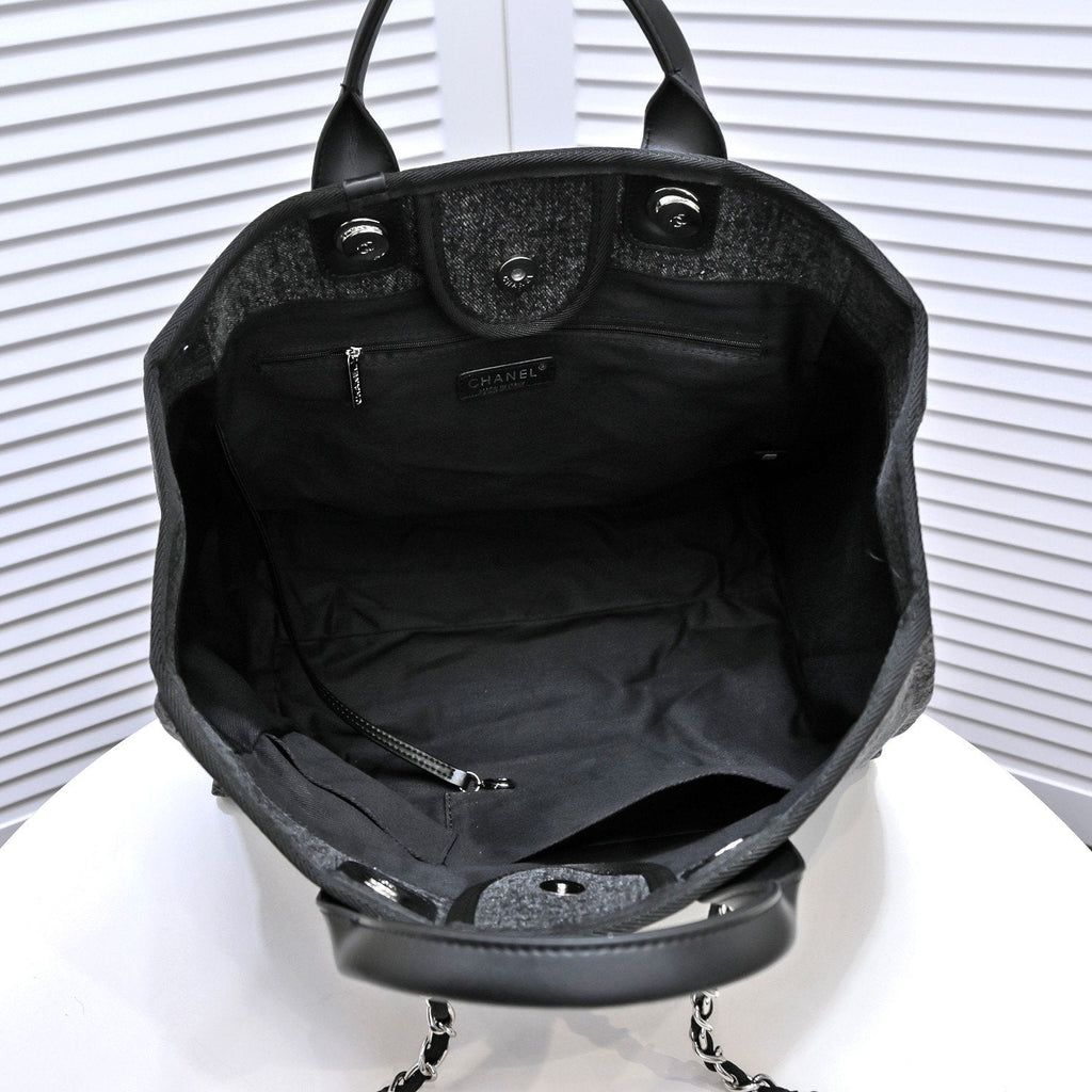 Designer Handbags Chanel 235