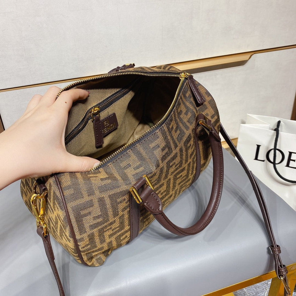 Luxury  Bags Fendi 149