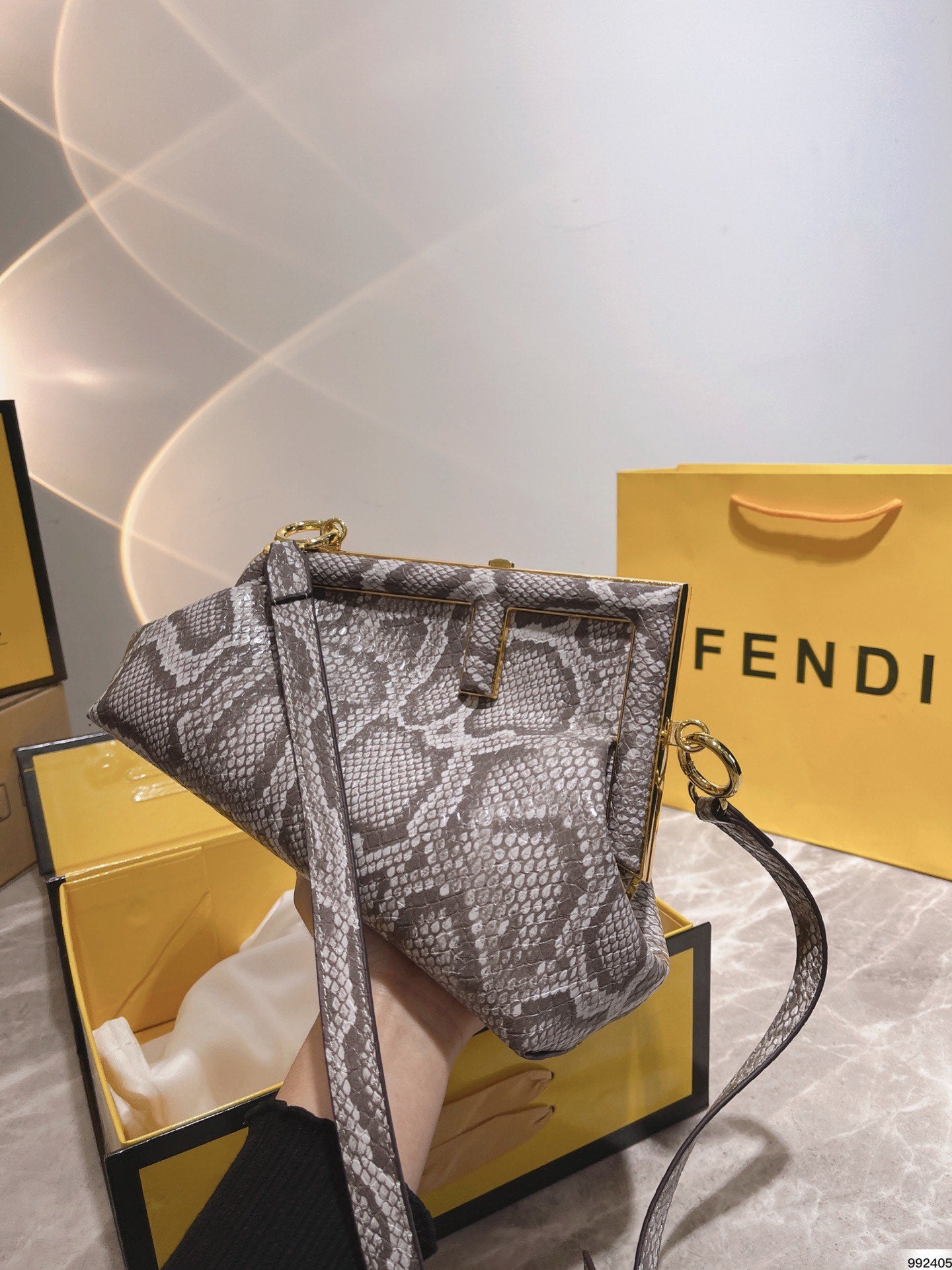 Luxury  Bags Fendi 237
