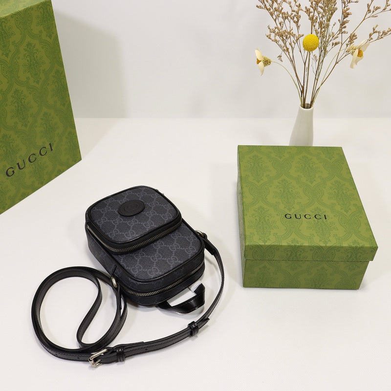GGG - Bags District - 048
