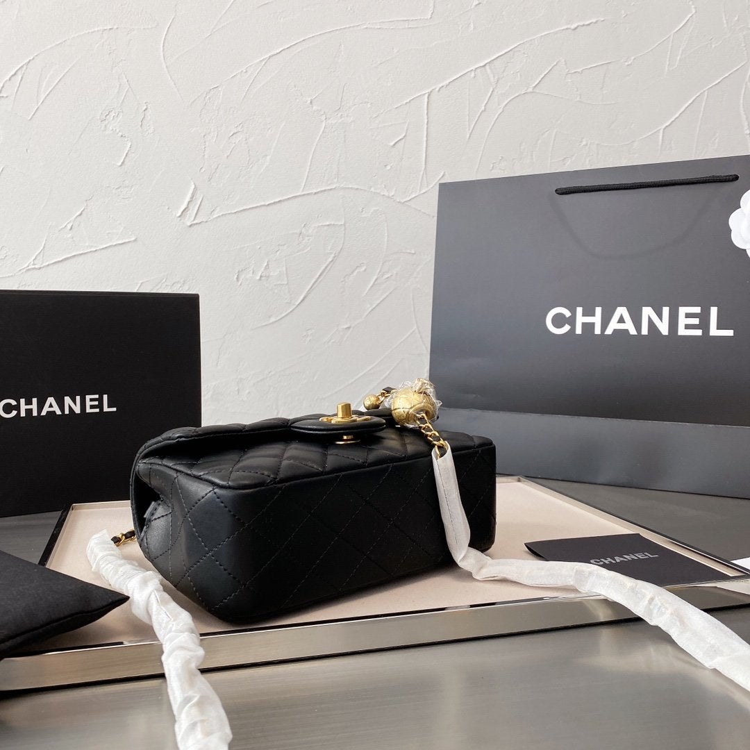 Designer Handbags Chanel 047
