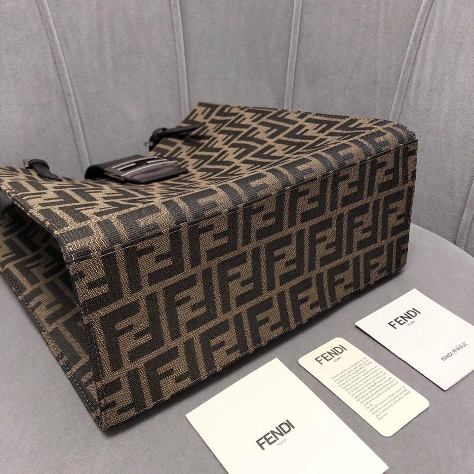 Designer Handbags Fendi 184
