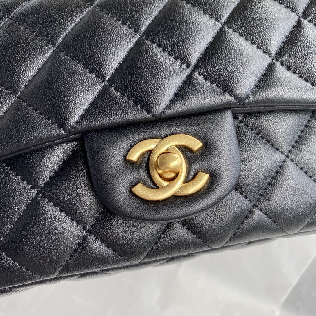 Designer Handbags Chanel 165