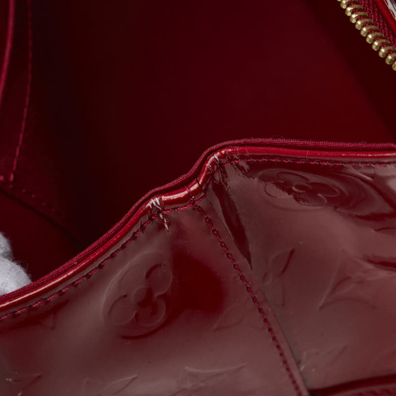 Louis Vuitton Rosewood Avenue in Monogram Vernis Red M93507