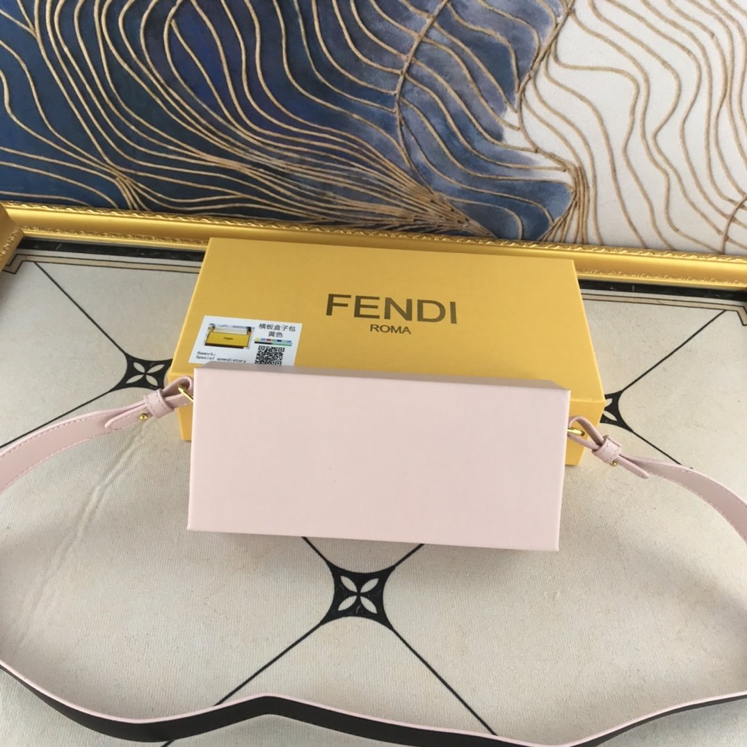 Designer Handbags Fendi 052