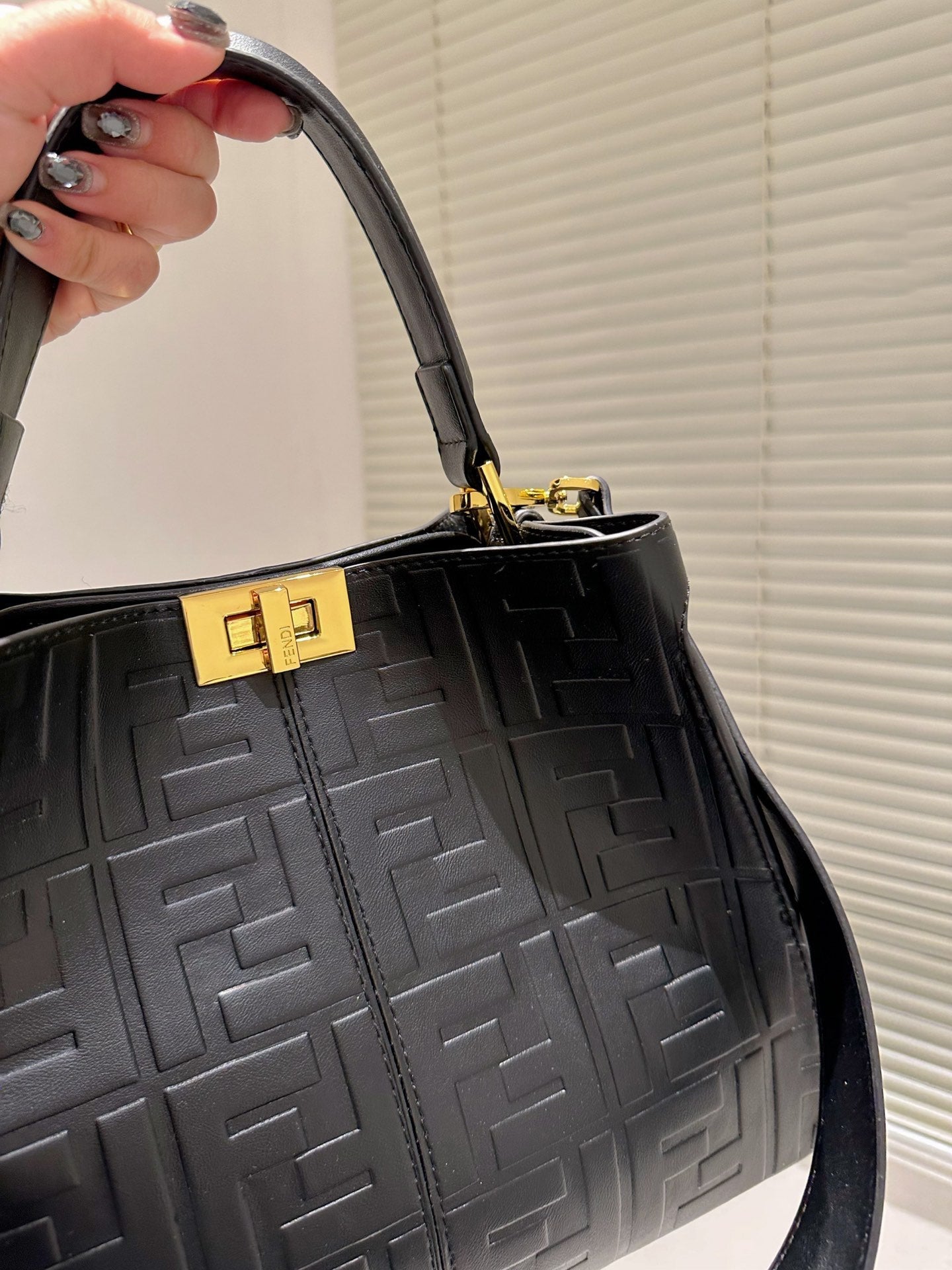 Luxury Bags Fendi 284