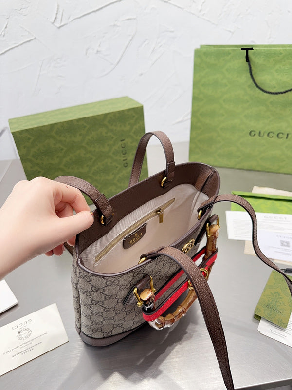 Luxury - Gucci Bags - 107
