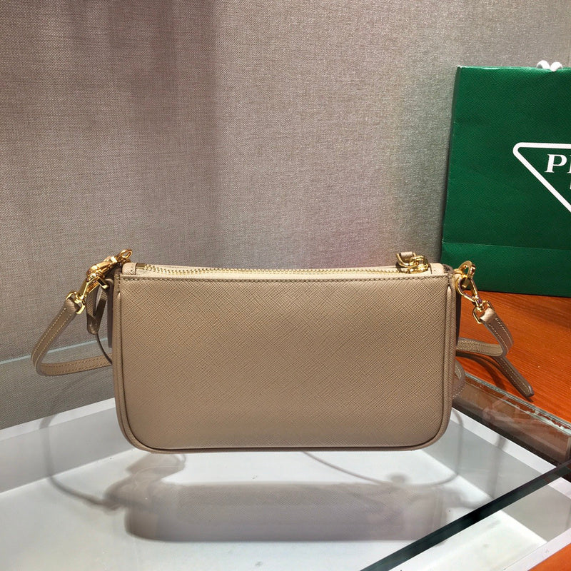 PDA - Bags District - 008