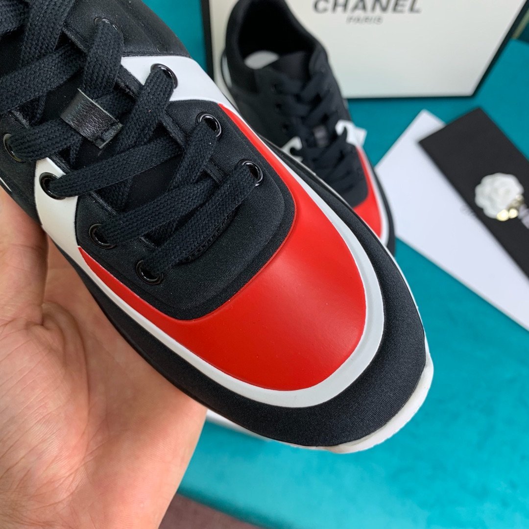 Sneakers Chanel