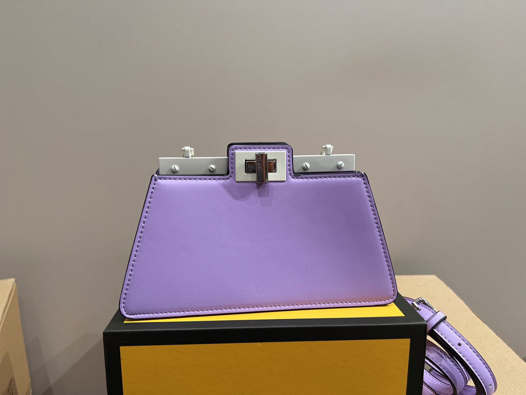 Luxury Bags Fendi 289
