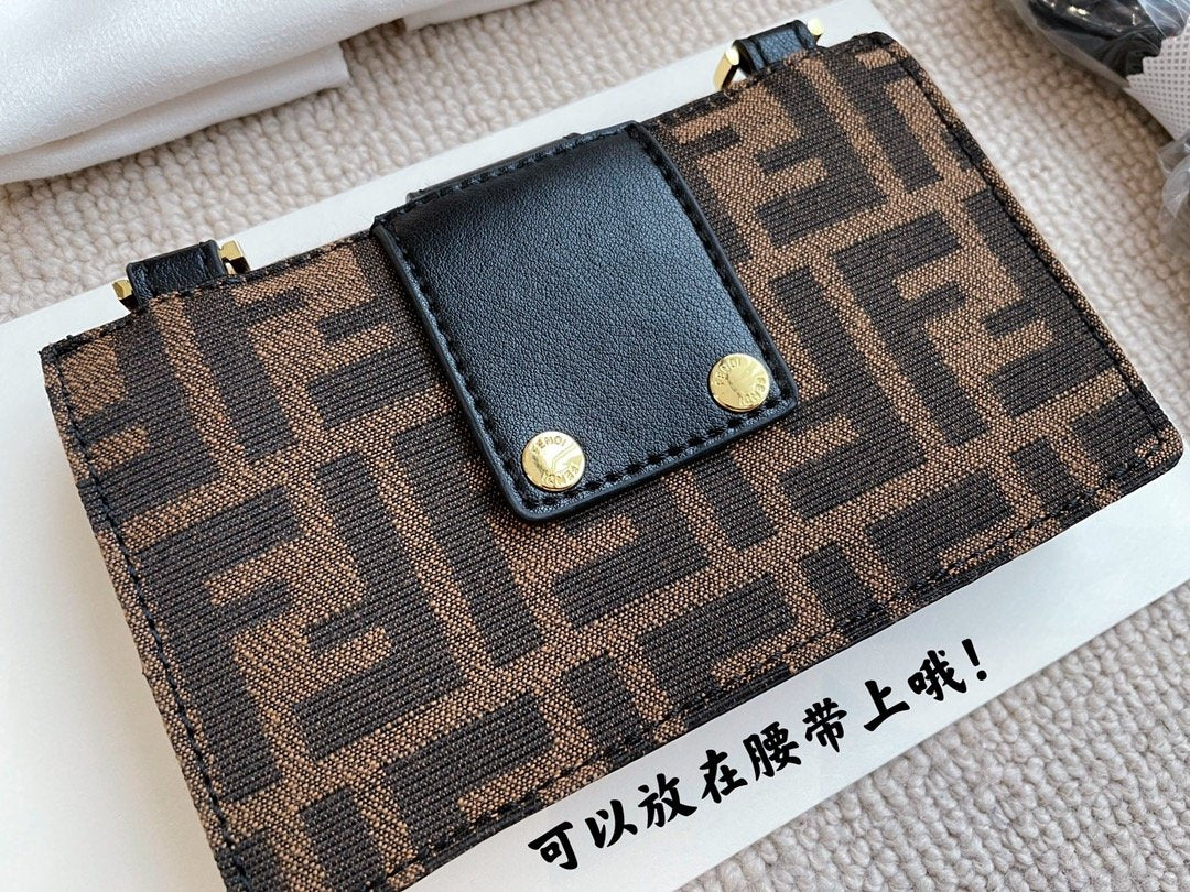Luxury  Bags Fendi 130