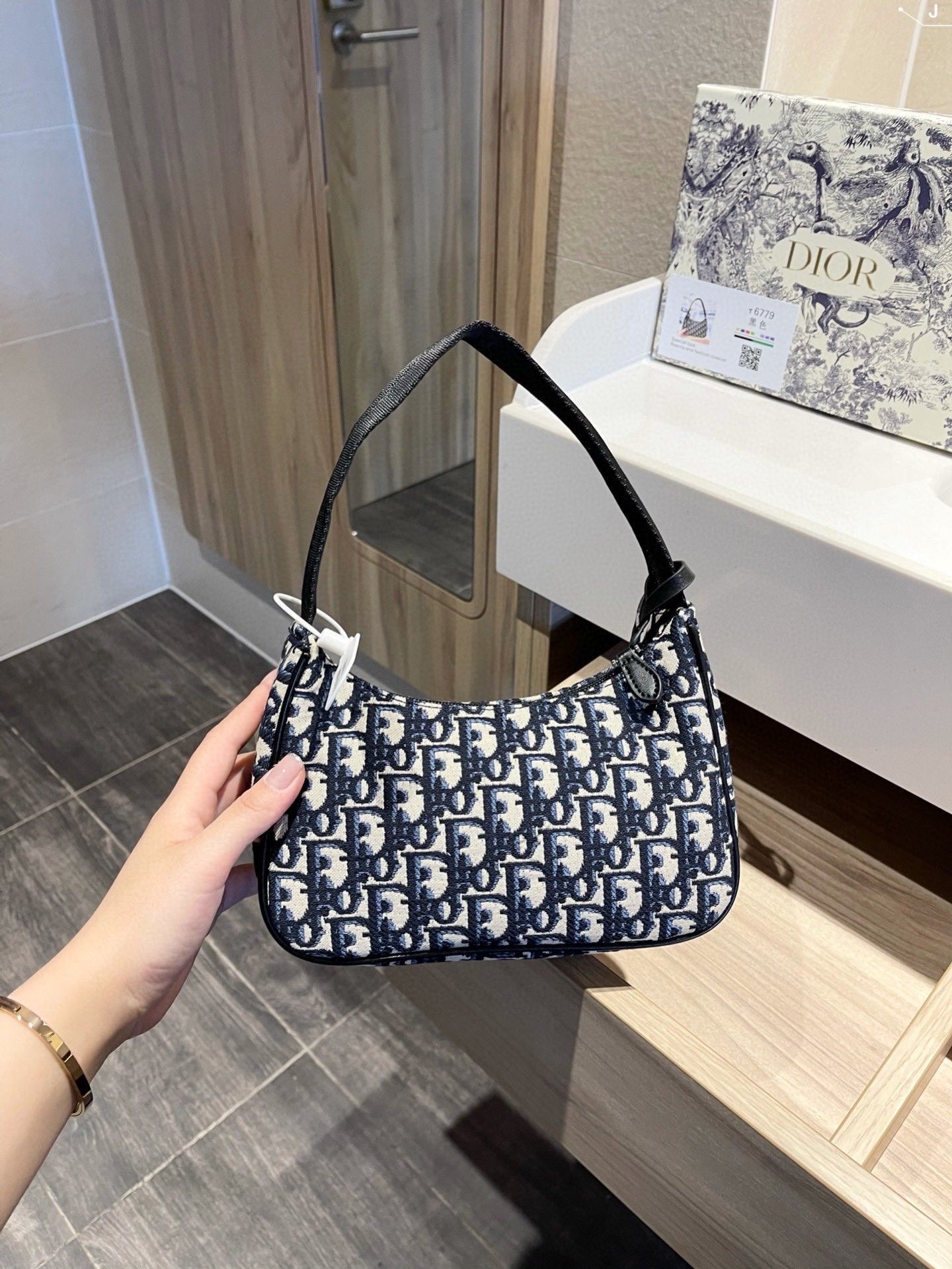 Designer Handbags dior 317