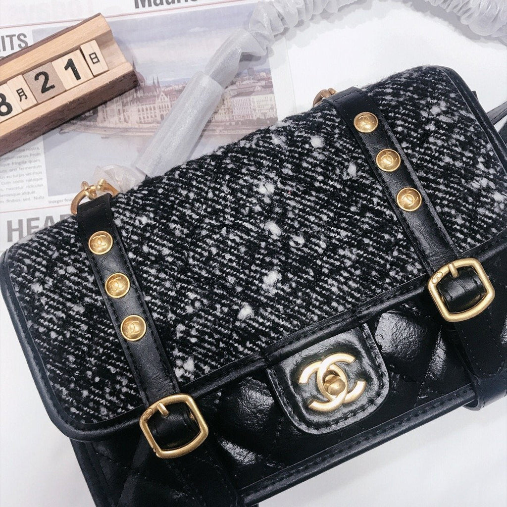 Designer Handbags Chanel 215
