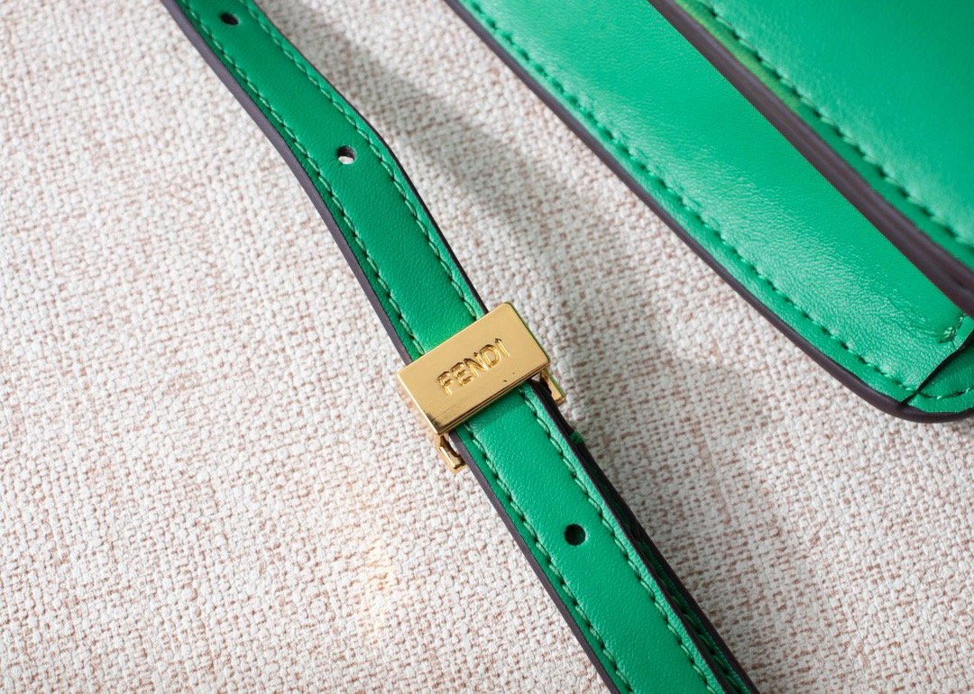 Designer Handbags Fendi 075