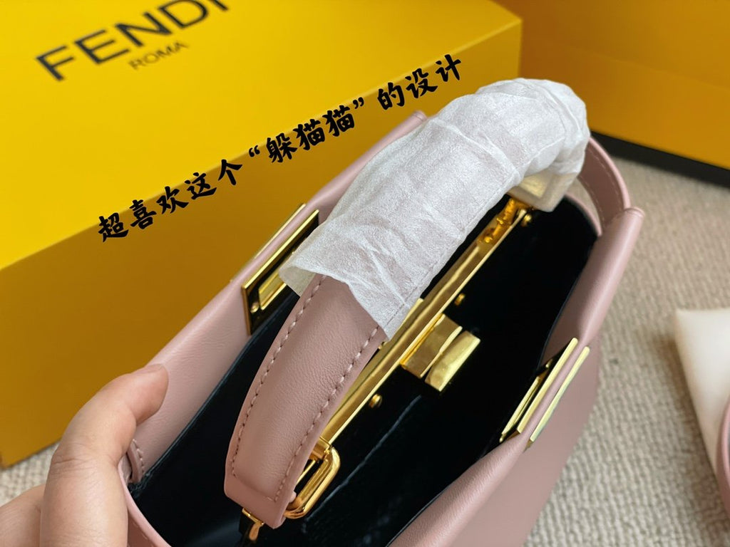 Luxury  Bags Fendi 131