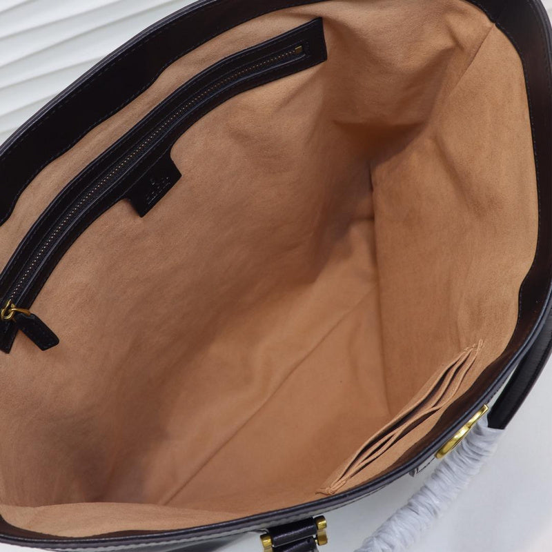 GGG - Bags District - 1060