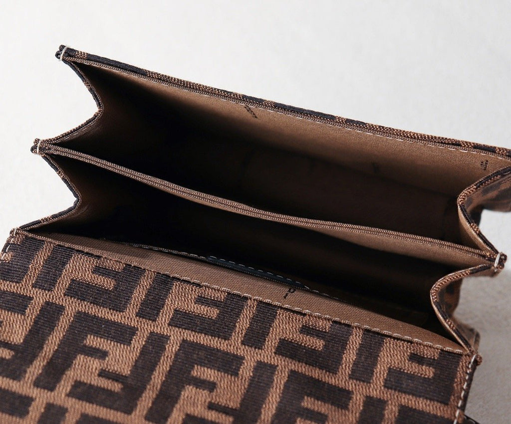 Luxury  Bags Fendi 063