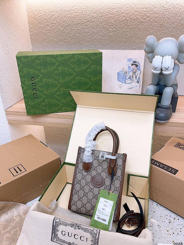 Luxury - Gucci Bags - 190