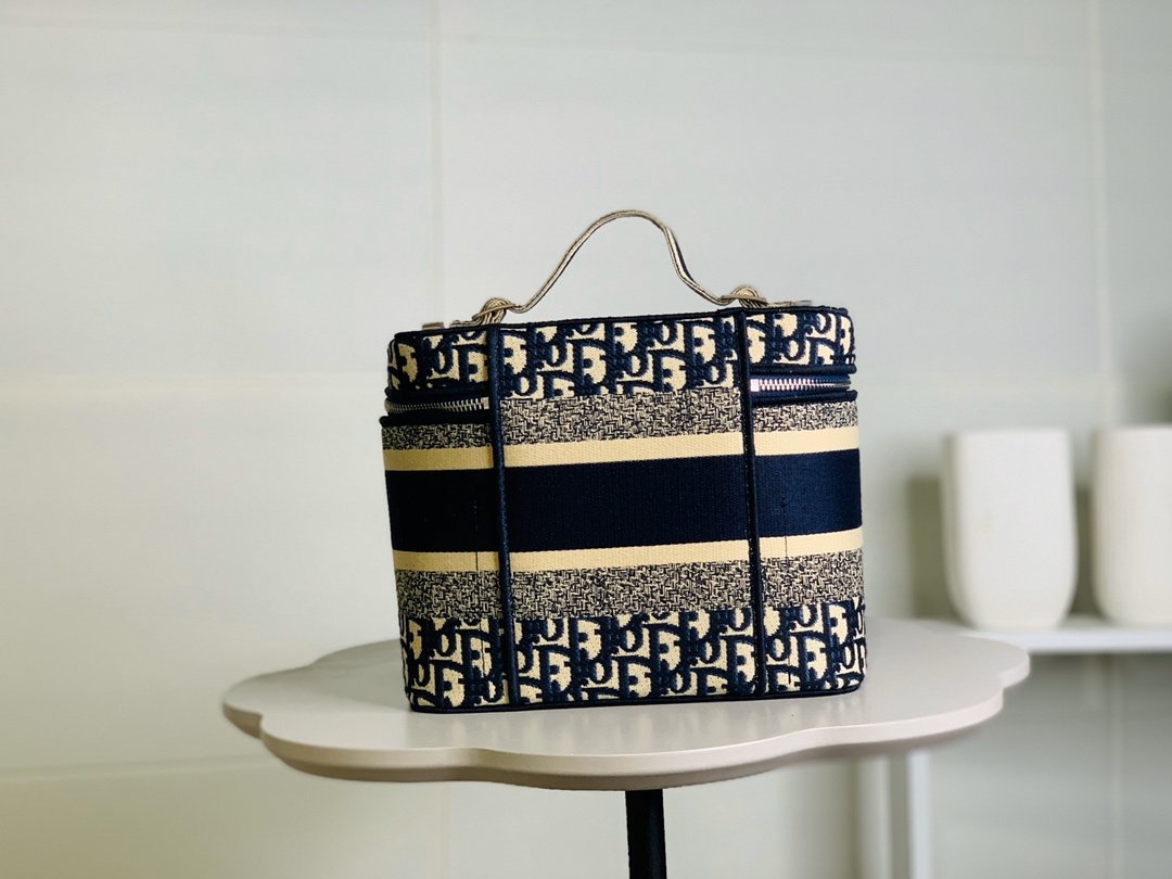 Designer Handbags dior 130