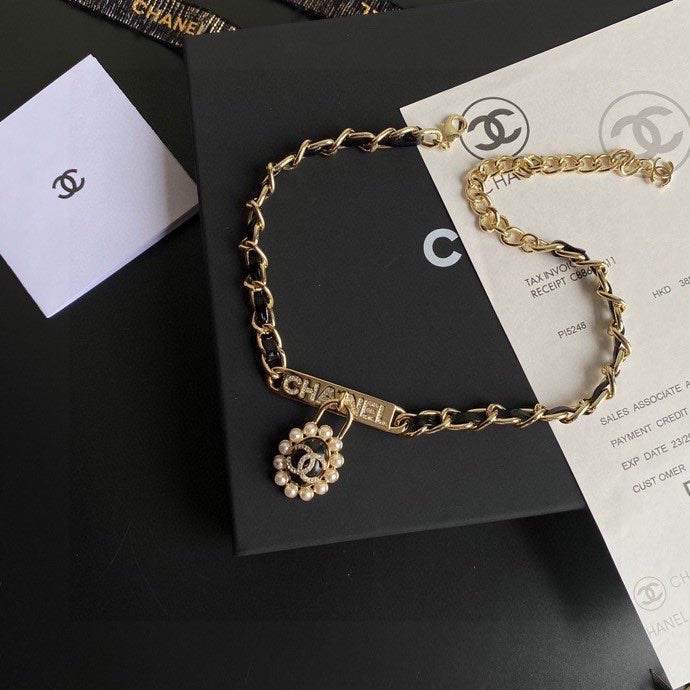 BG - Holiday Necklace chanel032