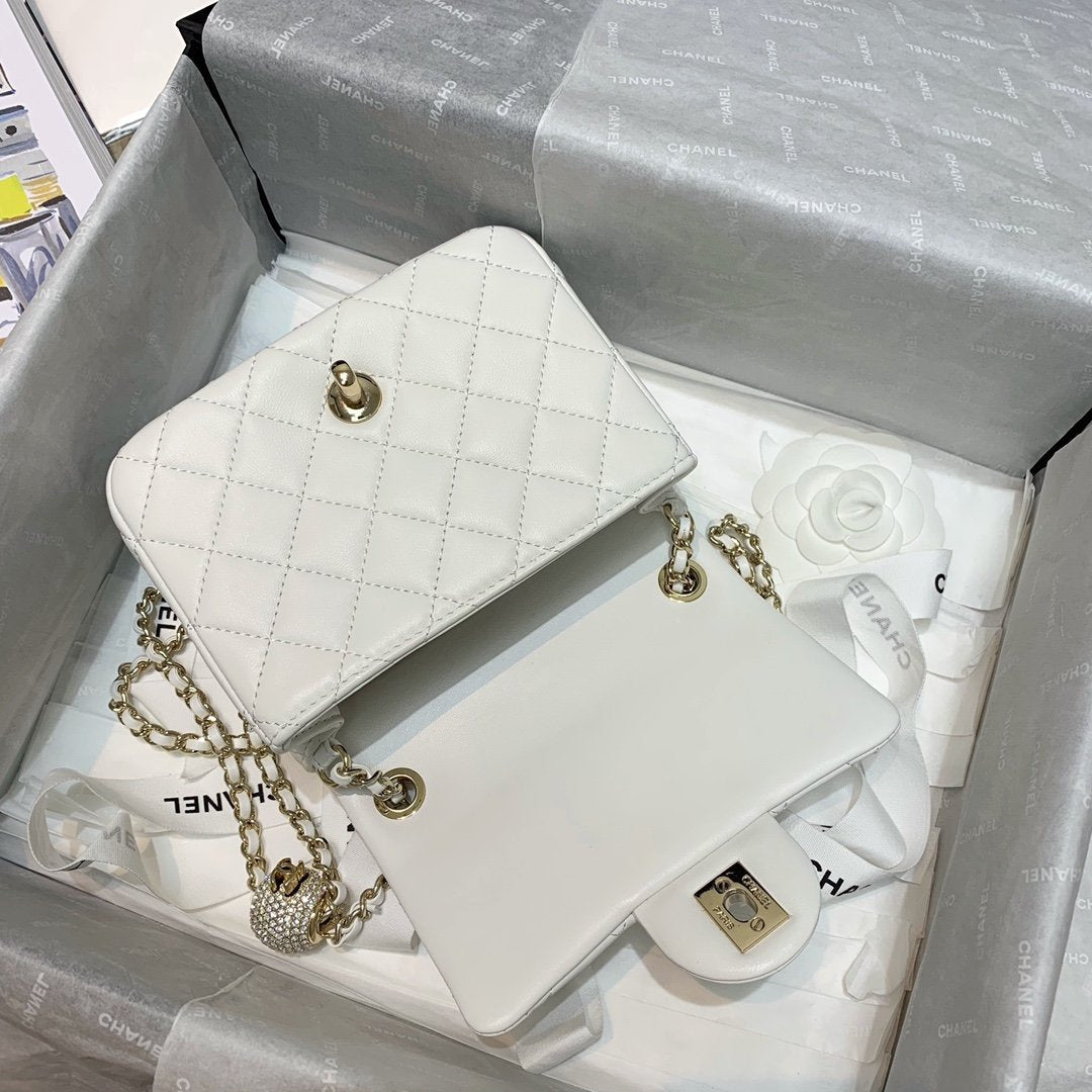 Designer Handbags Chanel 172