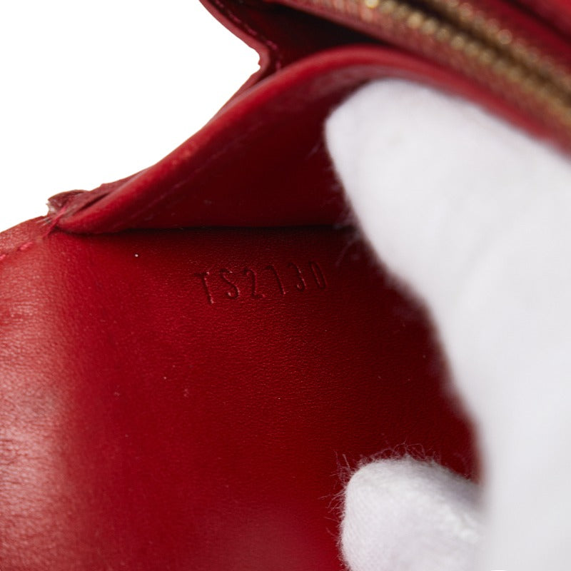 Louis Vuitton Sarah Long Wallet in Vernis Red M93530