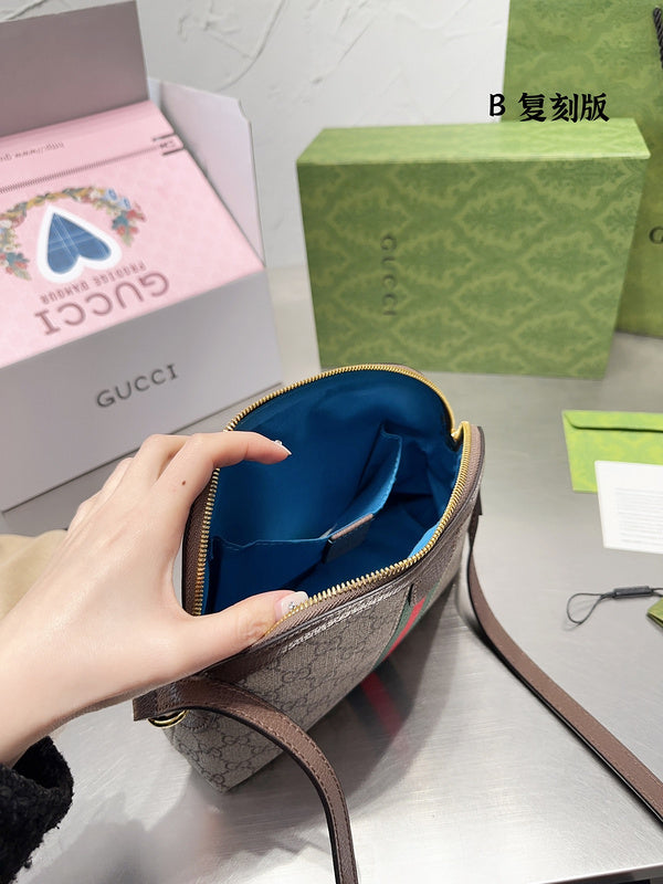 Luxury - Gucci Bags - 215